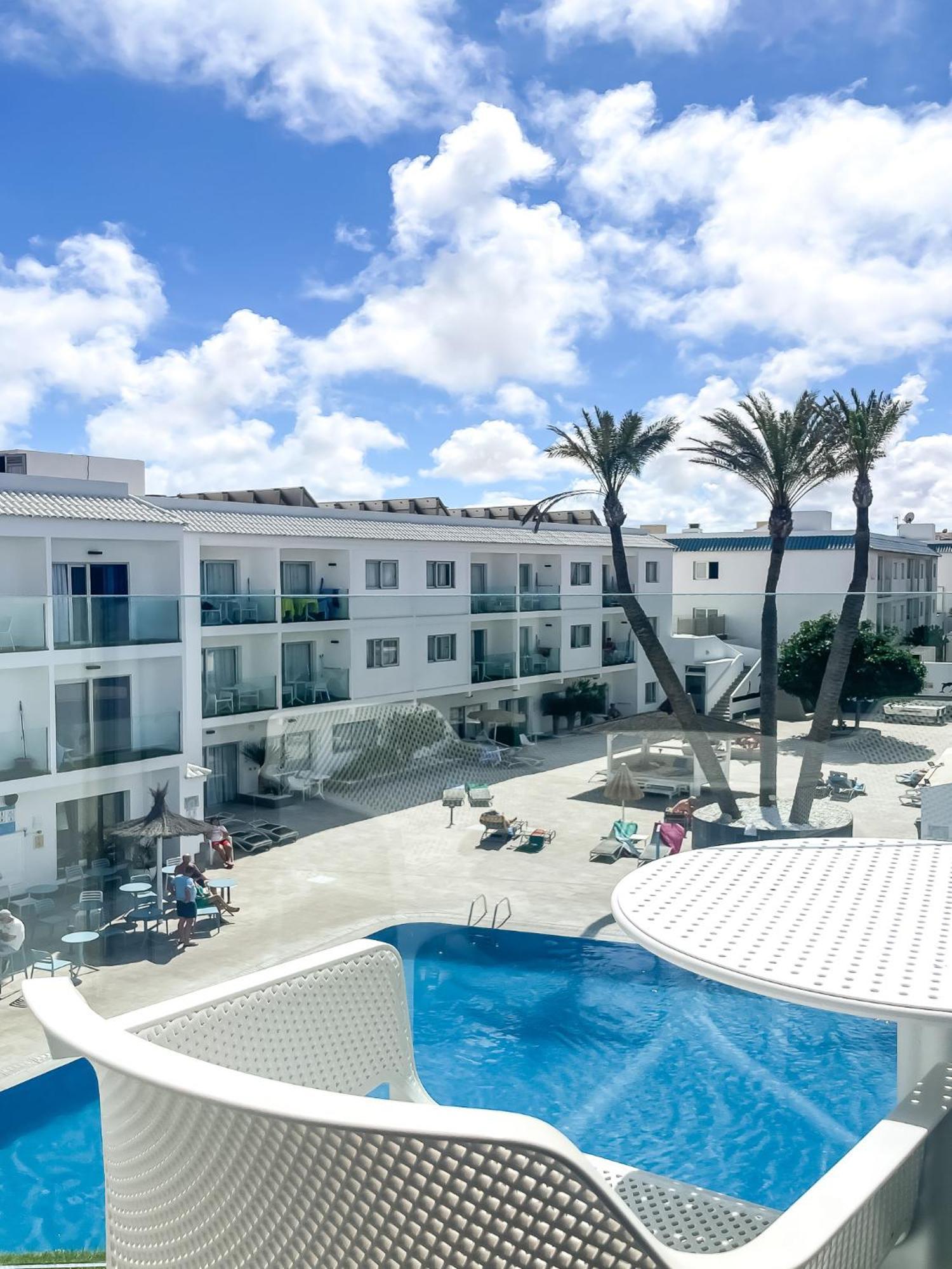 Corralejo Surfing Colors Hotel&Apartments Luaran gambar